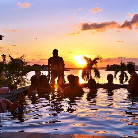 Hotel Peten Express Флорес Екстер'єр фото
