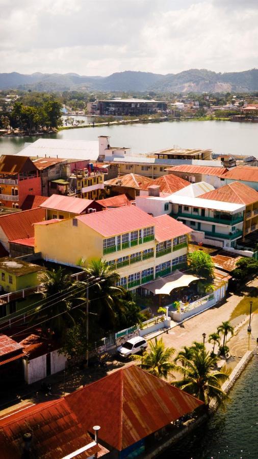 Hotel Peten Express Флорес Екстер'єр фото