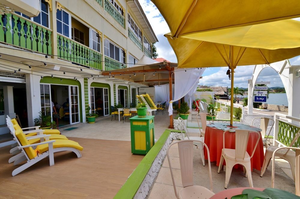 Hotel Peten Express Флорес Екстер'єр фото