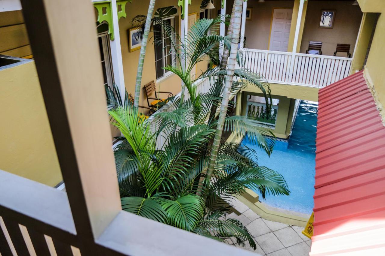 Hotel Peten Express Флорес Екстер'єр фото