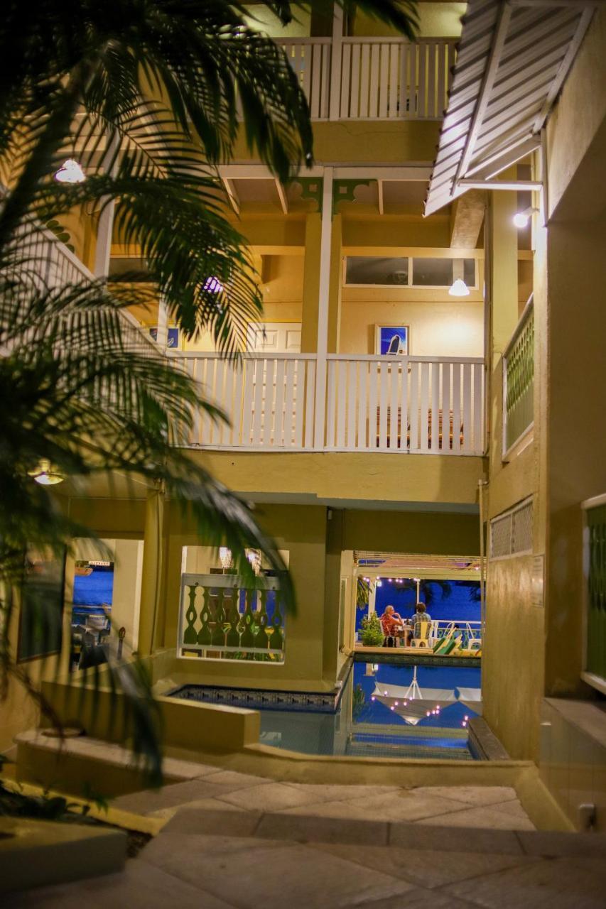 Hotel Peten Express Флорес Екстер'єр фото