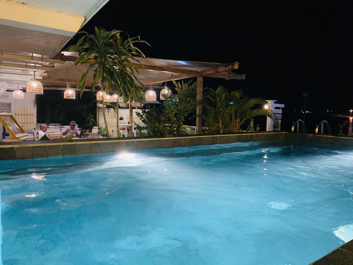 Hotel Peten Express Флорес Екстер'єр фото
